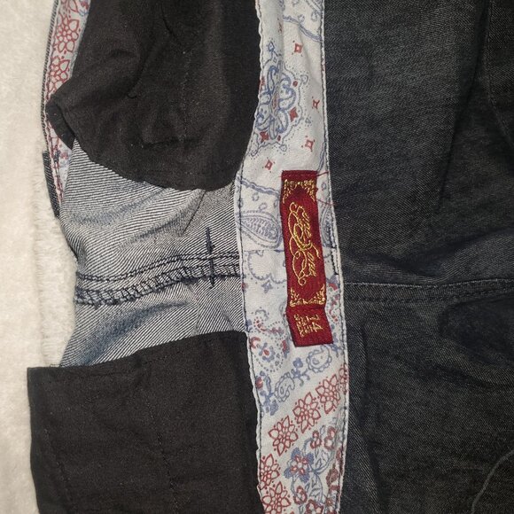 ONE 5 ONE Sz 14 Shorts Women's, Denim, Floral Buttons, Pockets 15 inches long - Picture 8 of 8